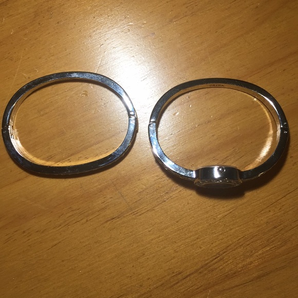 NEW WATCH & BRACELET SET - Picture 4 of 5